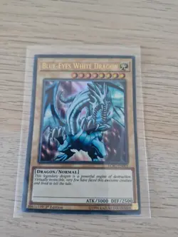 Blue-Eyes White Dragon - LCKC-EN001 - 1st Edition - Ultra Rare Yugioh Card - NM - Image 1
