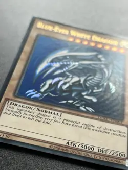 Yu-Gi-Oh! Blue-Eyes White Dragon (Version 2) LCKC-EN001 Ultra Rare Unlimited - Image 4