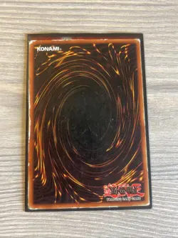 Dark Magician SDY-006 Unlimited Edition Ultra Rare - Image 2