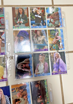 2008 Topps Hanna Montana Tv show cards Lot of 90 cards in binder sleeves - Image 5