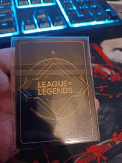 Rengar Pridestalker Prize Wall Exclusive Metal Card, Riftbound - Image 2