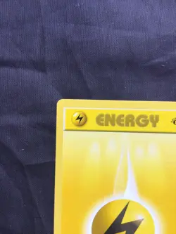 Pokemon Cards: Base Set 1st Edition Common: Lightning Energy 100/102 - Image 2