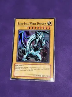 Yu-Gi-Oh! "Blue-Eyes White Dragon" SKE-001 *Super Rare* English - NM/Ex - Image 3