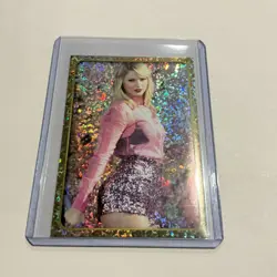 2025 Panini Unofficial Pop Stars Taylor Swift Gold Foil #33 Rookie Card - Image 2
