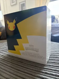 Pokemon TCG Celebrations 25th Anniversary Elite Trainer Box Pokemon Center ETB 820650809866 - Image 4