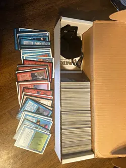 Magic: The Gathering 610-Card Mixed Lot - Image 1