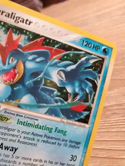 Pokemon Feraligatr Holo Ex Unseen Forces 4/115 HOLO SWIRL IN HAND SEE PIC - Image 1
