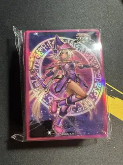 Yu-Gi-Oh! TCG Judge Apprentice Illusion Magician Standard Sized Sleeves - Image 1
