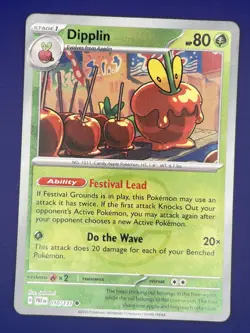 Dipplin (Master Ball Pattern) [PRE - 010/131] NM Pokemon SV: Prismatic Evolut... - Image 1