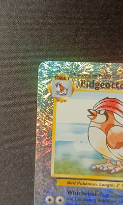 Pokemon Pidgeotto 34/110 Legendary Collection - Reverse Holo Rare GOOD/EXC WOTC - Image 3