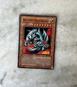YuGiOh Blue-Eyes Toon Dragon SDP-020 Ultra Rare 1st Edition Vintage NM - Image 1