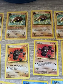 Lot Of 18 Jungle + Fossil Pokemon Cards Vintage WOTC Non-Holo Commons/Bulk - Image 3