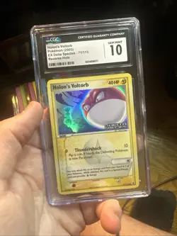 (POP-6) CGC 10 GEM MINT Holon's Voltorb 71/113 Reverse Holo EX Delta Species - Image 1