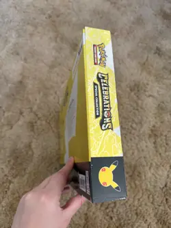 Pokemon TCG: Celebrations Special Collection Box Pikachu V-Union, 50 Cards 820650809156 - Image 2