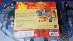 New Sealed Pokemon TCG: Sword & Shield Vivid Voltage Elite Trainer Box 820650807688 - Image 2