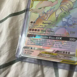 Reshiram & Charizard GX 217/214 Rainbow Hyper Rare Unbroken Bonds - Image 4