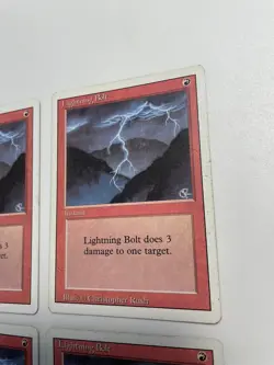 4x MTG Lightning Bolt Revised Edition MP/HP - Image 2