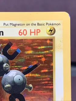 Pokemon TCG Magneton 9/102 Holo Base Set Shadowless WOTC VTG 1999 LP-/MP+ - Image 3
