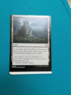 Evolving Wilds Commander: Dominaria United miscut sheet edge error misprint - Image 1