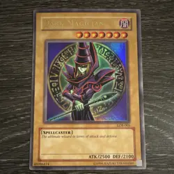 Yu-Gi-Oh! Dark Magician LOB-005 Legend of Blue Eyes (Ultra Rare Holo) - Image 2