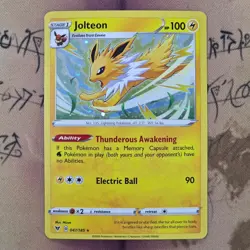 Jolteon 047/185 Exclusive Cosmos Holo NM Pokemon Card English - Image 1