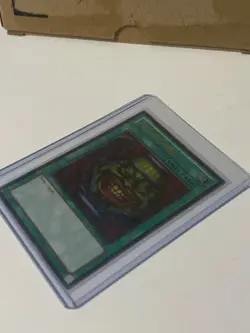 Pot of Greed (UTR) DPKB-EN029 Duelist Pack: Kaiba-Unlimited Edition Unlimited - Image 3