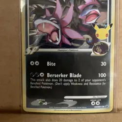 Hydreigon C lv.61 SWSH138 SWSH: Sword & Shield Promo Card Holo Black star promo - Image 3