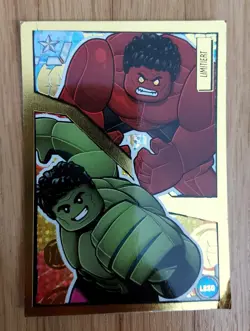 LEGO Marvel Avengers Card LE30 Comic Hulk vs. Red Hulk 2023 - Image 1