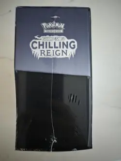 Pokemon TCG Sword And Shield Chilling Reign Pokemon Center Elite Trainer Box - Image 4