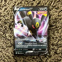 Umbreon V 094/203 Ultra Rare Holo Evolving Skies 200 HP English Pokemon TCG - Image 1