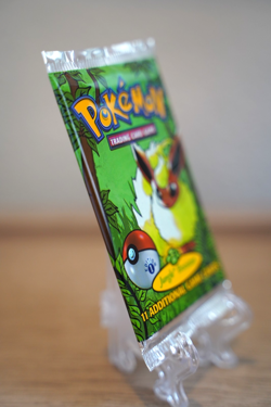 Pokemon 1999 Jungle 1st Edition Booster Pack Flareon Vintage WOTC Sealed - Image 4