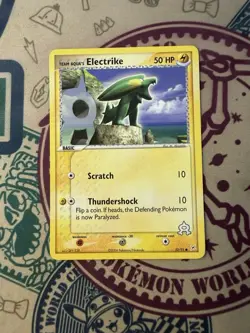 Team Aqua's Electrike 52/95 EX Team Magma vs. Team Aqua Pokemon Trading Card - Image 3