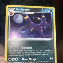 Pokemon TCG: Umbreon SWSH129 Black Star Promo Holo - Image 2