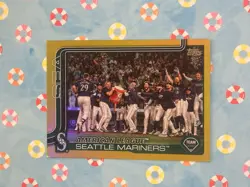 2025 Topps Series 1 Seattle Mariners 29/50 Gold Rainbow Foil #96 Team Card - Image 1