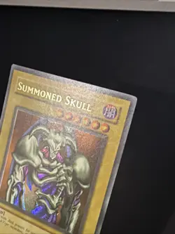 Summoned Skull MRD-003 Unlimited Ultra Rare LP - Image 3