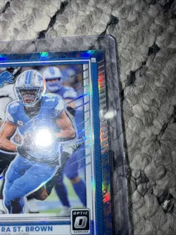 2025 Panini Donruss Optic Amon Ra St Brown #66 Rocket Emoji SP - Image 4