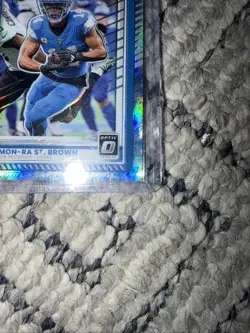 2025 Panini Donruss Optic Amon Ra St Brown #66 Rocket Emoji SP - Image 5