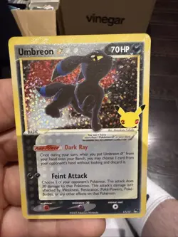 Umbreon Gold Star 17/17 Pokemon TCG Celebrations Classic Collection NM - Image 1