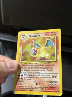 Pokemon Charizard 4/102 Holo 1999-2000 4th Print Base Set - Image 3