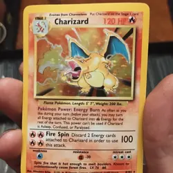 Charizard Pokemon TCG Base Set Holo 4/102 1999 English 120 HP Stage 2 - Image 1