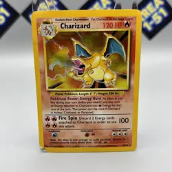 Pokemon TCG Charizard Base Set Holo HP 4/102 - Image 1
