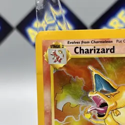 Pokemon TCG Charizard Base Set Holo HP 4/102 - Image 3