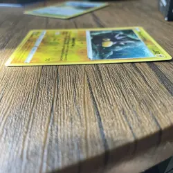 Pincurchin 062/185 Reverse Holo Uncommon Vivid Voltage Pokemon Pack Fresh - Image 3