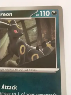Pokemon Prismatic Evolutions Umbreon Poke Ball Pattern 059/131 English Card LP - Image 4