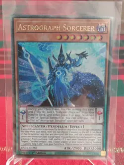 Yugioh Astrograph Sorcerer Quarter Century Rare RA04-EN282 1st Ed - Image 1