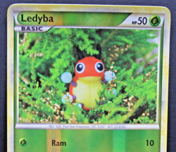 Pokemon Spanish TCG Ledyba Heartgold & Soulsilver 71/123 Reverse Holo 2010 LP - Image 2