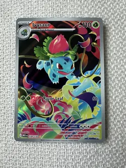 Pokemon TCG Ivysaur Me01: Mega Evolution Illustration Rare Full Art Holo 134/132 - Image 1