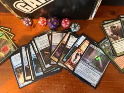 Magic The Gathering Lot of Approx 3,000 cards, Weighs 10 lbs. & 5 Dice - Image 2