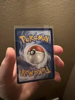Lumineon v Crown Zenith: Galarian Gallery Ultra Rare Card #GG39/GG70 - Image 2