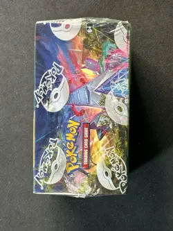 Pokemon TCG Sword & Shield: Evolving Skies Booster Box Factory Sealed - Image 5